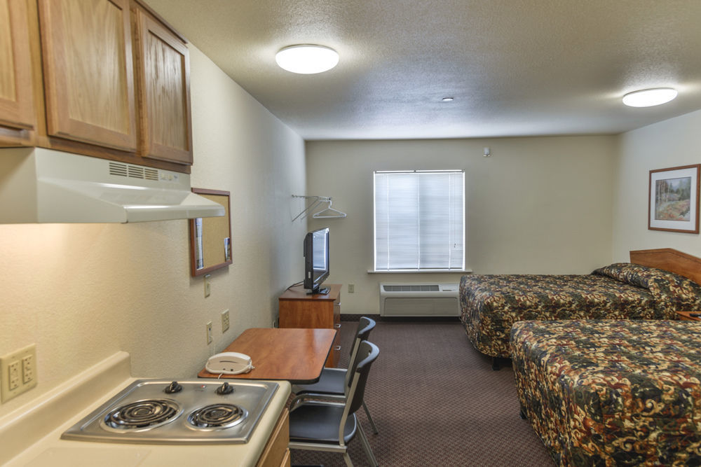 Woodspring Suites Топіка Екстер'єр фото