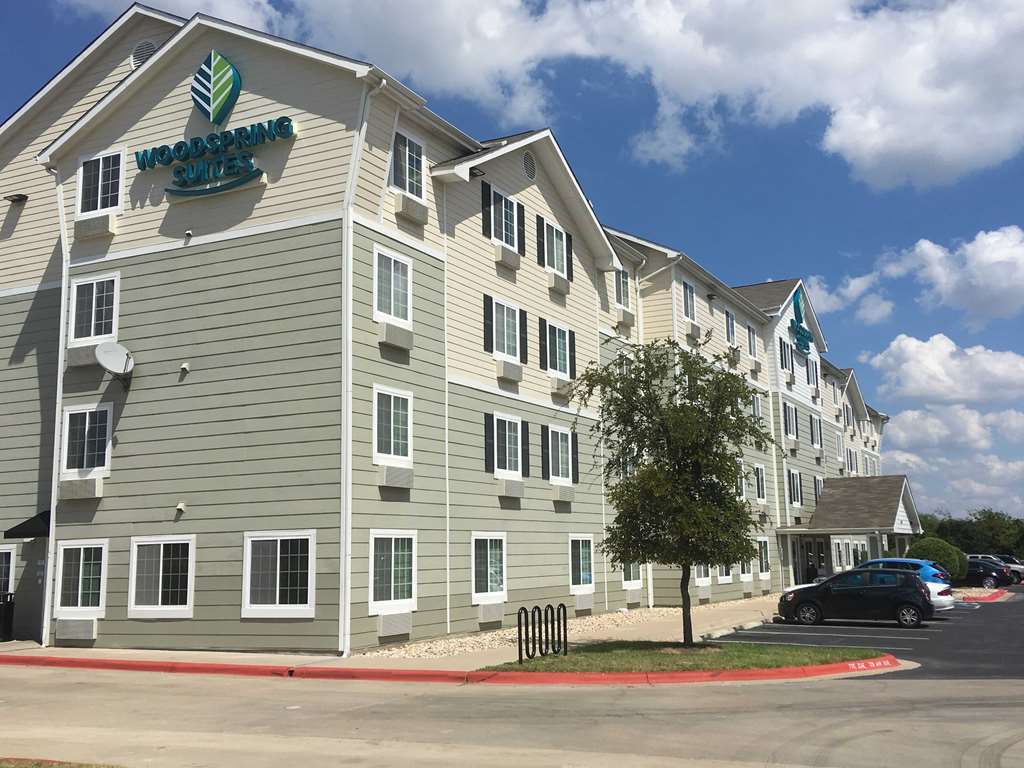 Woodspring Suites Топіка Екстер'єр фото