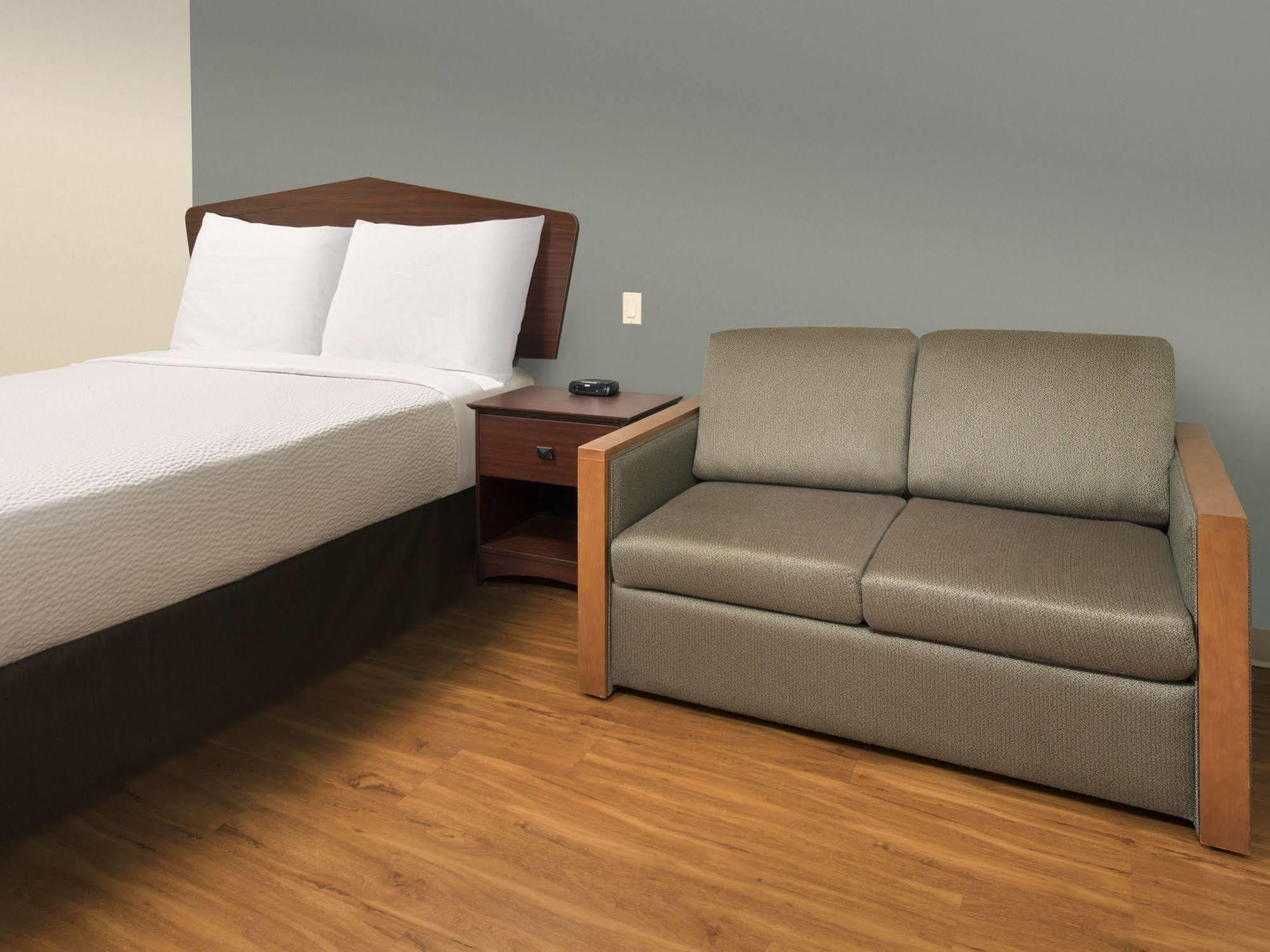 Woodspring Suites Топіка Екстер'єр фото