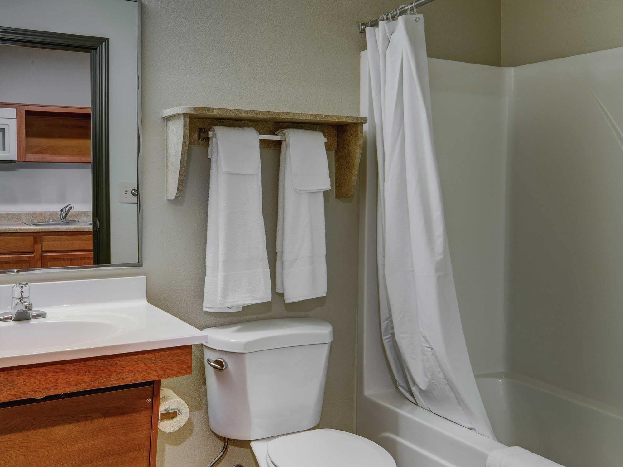 Woodspring Suites Топіка Екстер'єр фото