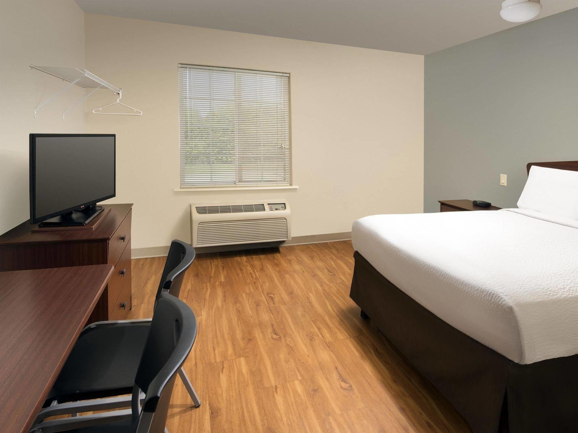 Woodspring Suites Топіка Екстер'єр фото